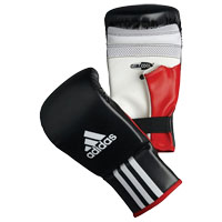 Снарядные перчатки Adidas Response